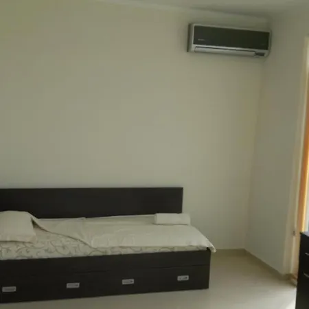 арапя Hotell Tsarevo
